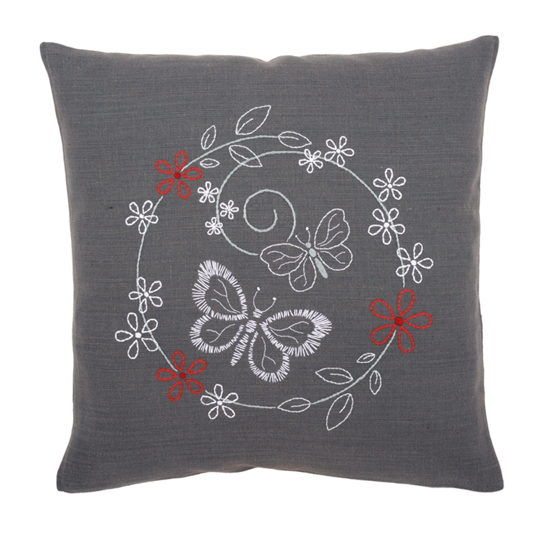 Coussin broderie traditionnelle